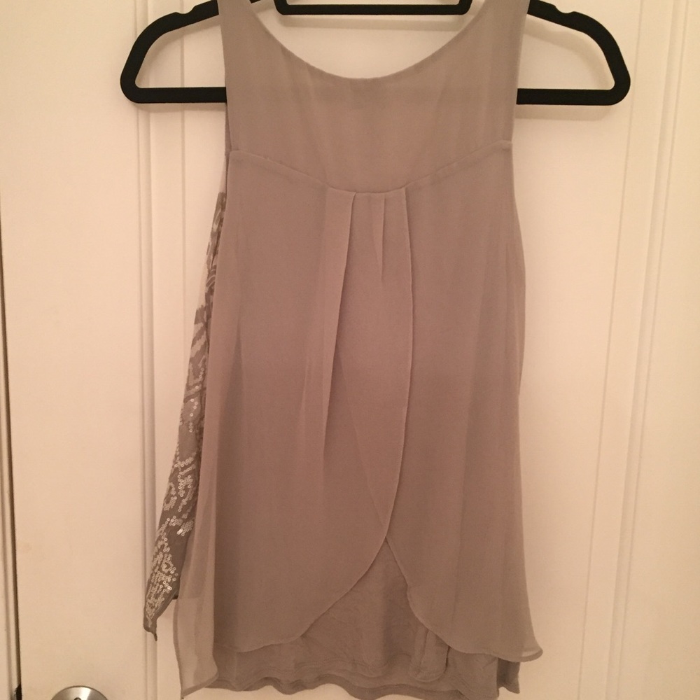 Express Casual Tank - Picture 3 of 3